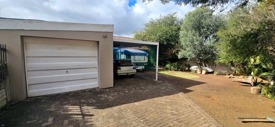 3 Bedroom Property for Sale in Pellissier Free State
